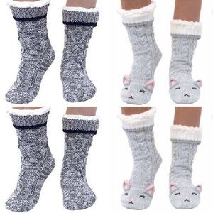 NEW Jane & Bleecker 2 Pair Slipper Socks Grey Cat